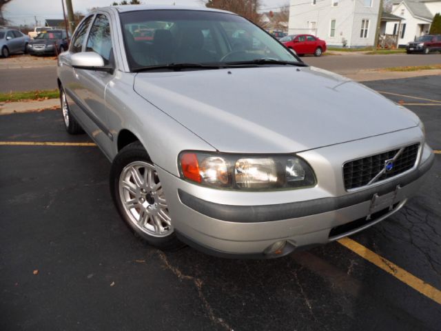 2004 Volvo S60 4WD 4dr Sport