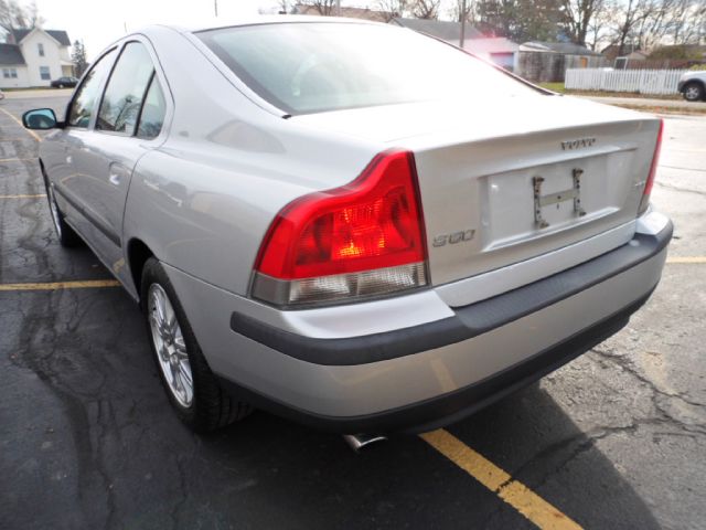 2004 Volvo S60 4WD 4dr Sport