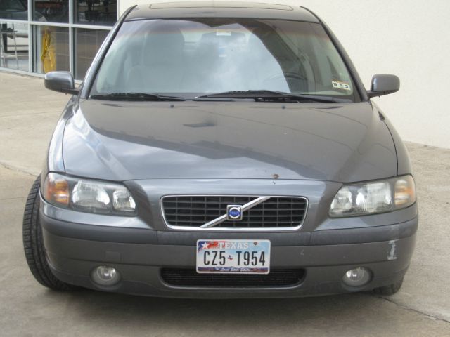 2004 Volvo S60 4WD 4dr Sport