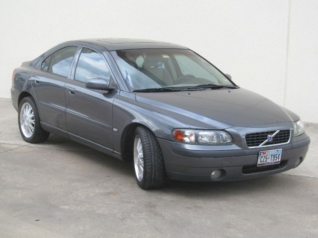 2004 Volvo S60 4WD 4dr Sport