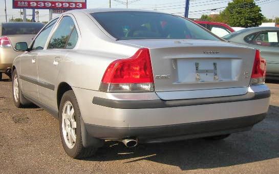 2004 Volvo S60 Sport 4x4 SUV