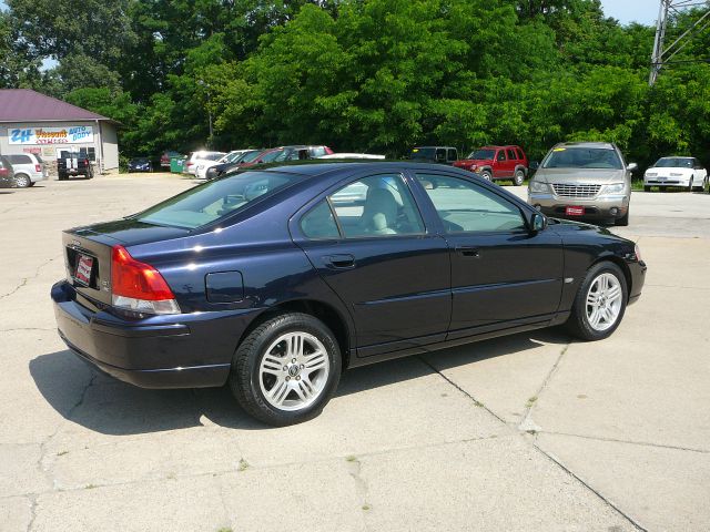 2005 Volvo S60 Sport 4x4 SUV