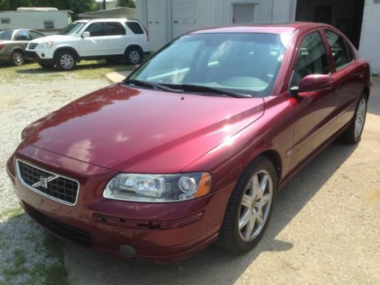2005 Volvo S60 4WD 4dr Sport