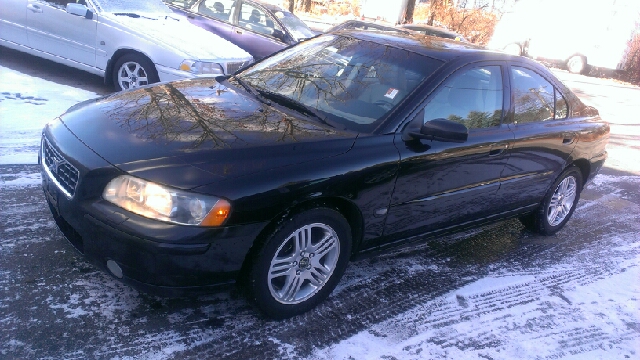 2005 Volvo S60 Sport 4x4 SUV