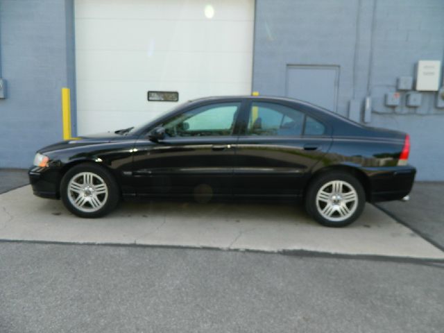 2005 Volvo S60 Sport 4x4 SUV