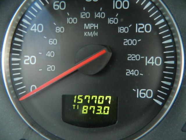 2005 Volvo S60 Sport 4x4 SUV