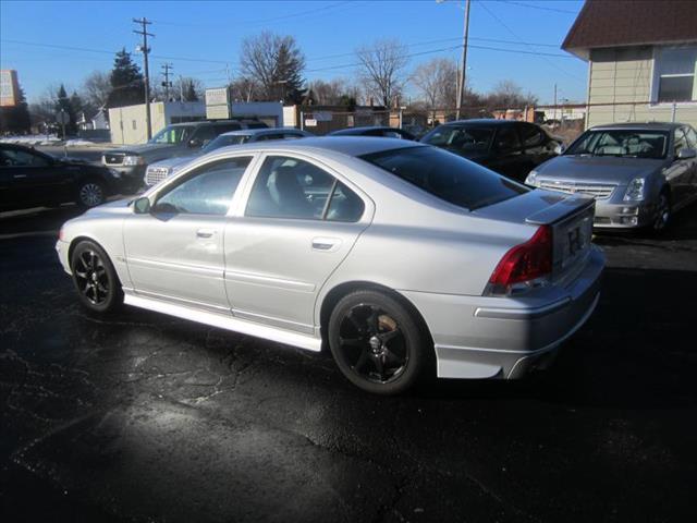 2005 Volvo S60 4WD 4dr Sport