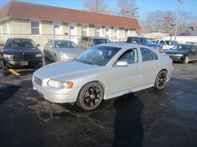2005 Volvo S60 4WD 4dr Sport