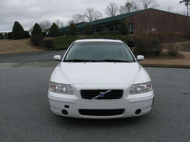2005 Volvo S60 4WD 4dr Sport