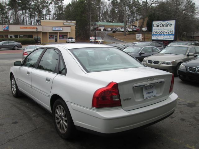 2005 Volvo S60 4WD 4dr Sport
