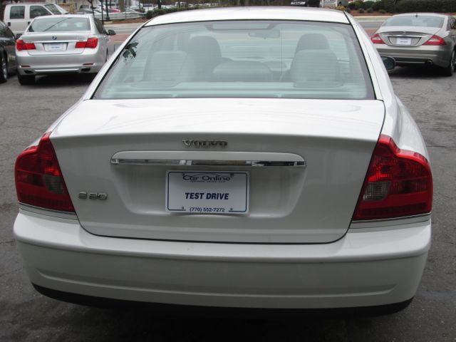 2005 Volvo S60 4WD 4dr Sport