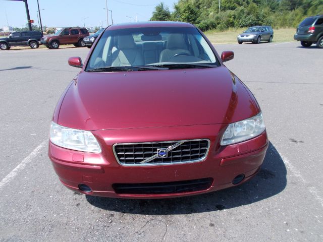 2005 Volvo S60 SCAB XLT 4WD LONG BOX