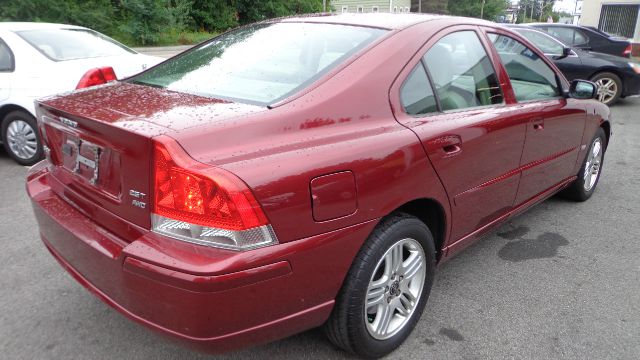 2005 Volvo S60 Sport 4x4 SUV