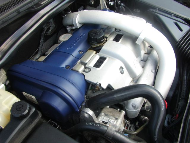 2005 Volvo S60 W/leather