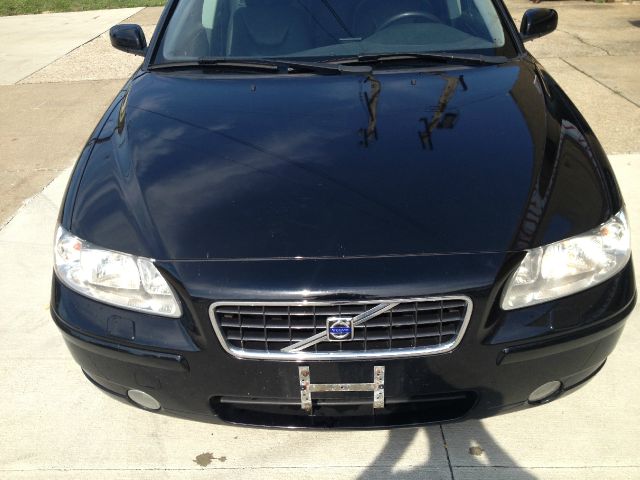 2005 Volvo S60 Sport 4x4 SUV