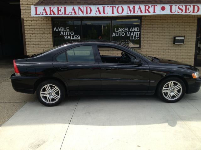 2005 Volvo S60 Sport 4x4 SUV