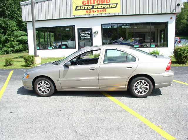 2005 Volvo S60 4WD 4dr Sport