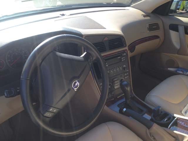 2006 Volvo S60 4WD 4dr Sport