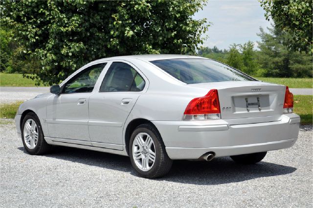 2006 Volvo S60 4WD 4dr Sport