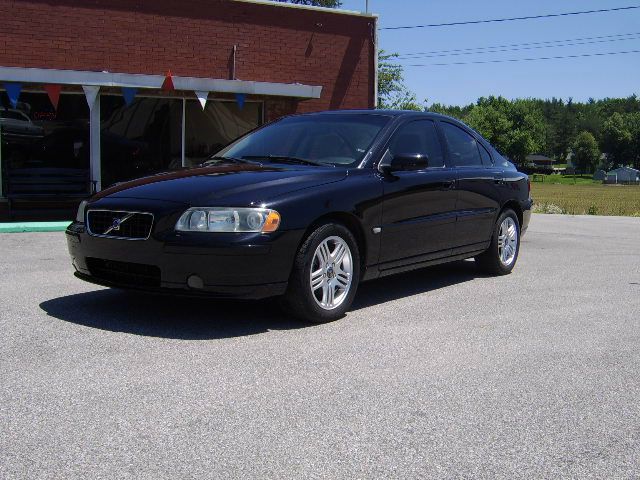 2006 Volvo S60 4WD 4dr Sport