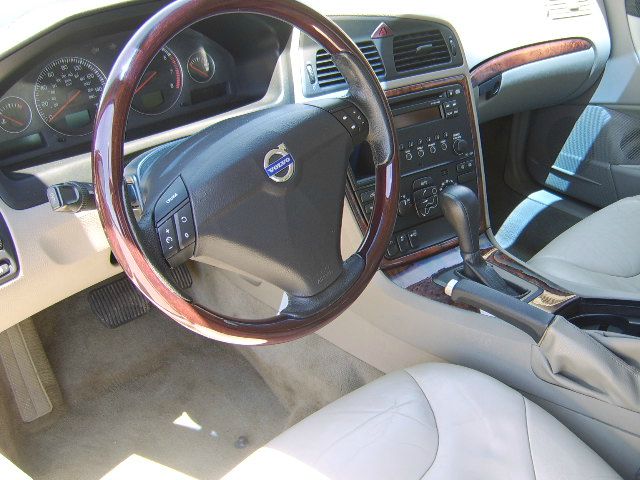 2006 Volvo S60 4WD 4dr Sport