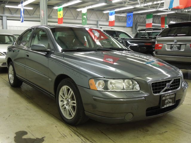 2006 Volvo S60 Sport 4x4 SUV