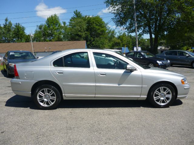 2007 Volvo S60 Sport 4x4 SUV