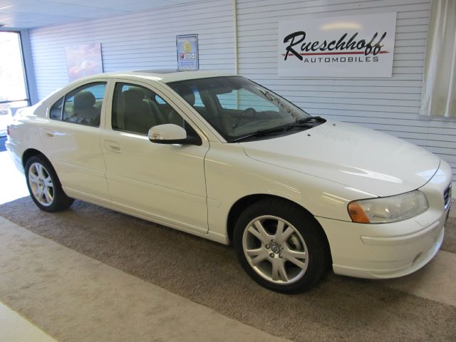 2007 Volvo S60 4WD 4dr Sport