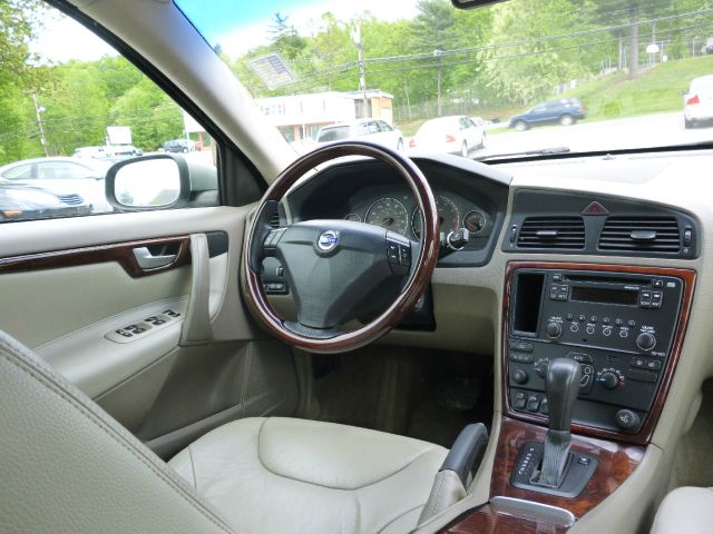 2007 Volvo S60 4WD 4dr Sport