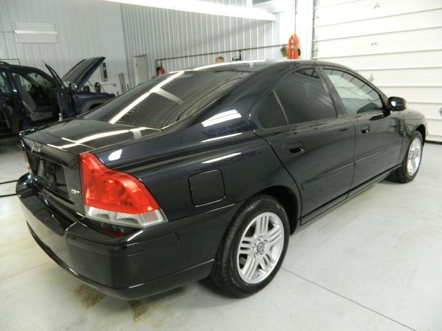 2007 Volvo S60 4WD 4dr Sport