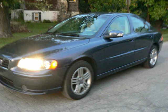 2008 Volvo S60 4WD 4dr Sport