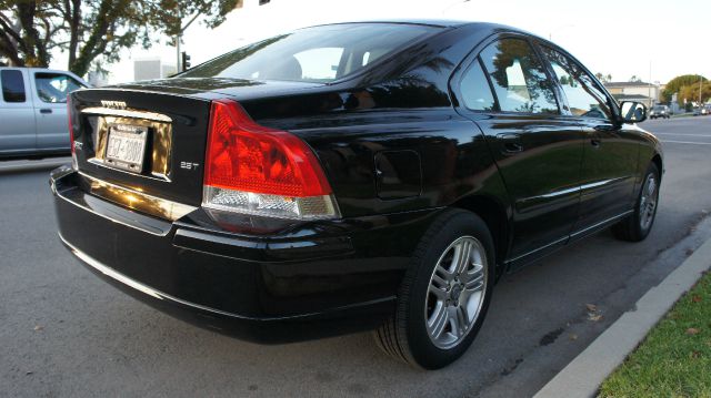 2008 Volvo S60 4WD 4dr Sport