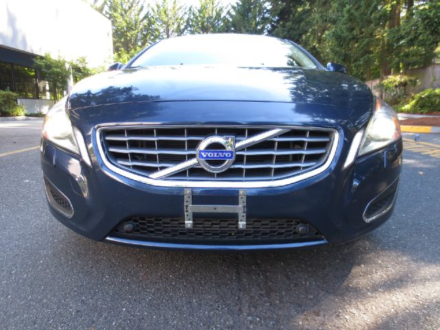 2011 Volvo S60 Lariat EXT 4X4