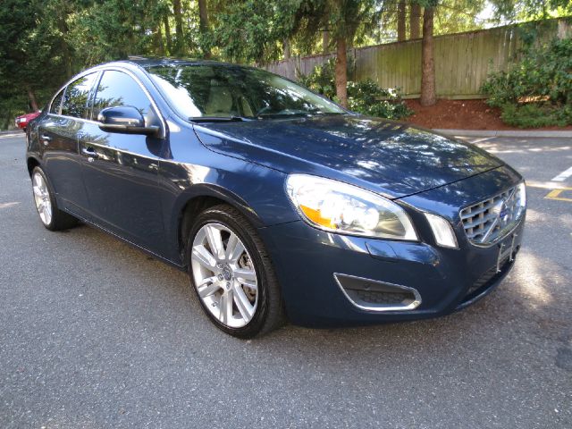 2011 Volvo S60 Lariat EXT 4X4