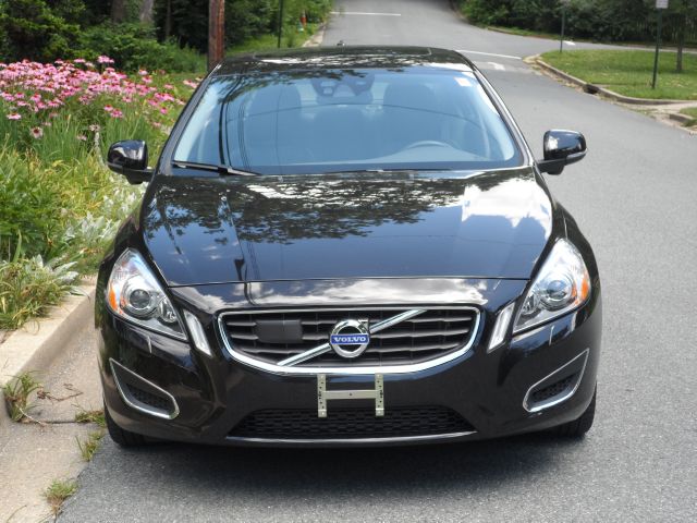 2011 Volvo S60 3.0si Navigation Pano Htd Sts