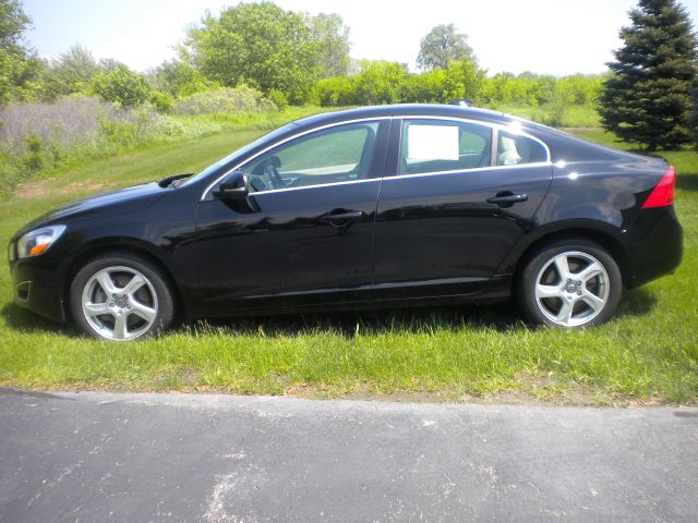 2012 Volvo S60 4X4 ED. Bauer EL