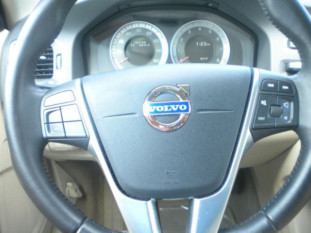 2012 Volvo S60 4X4 ED. Bauer EL