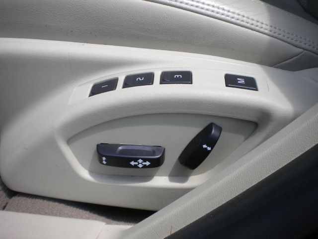 2012 Volvo S60 4X4 ED. Bauer EL