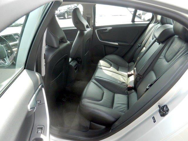 2012 Volvo S60 5dr XLE FWD (natl) Van