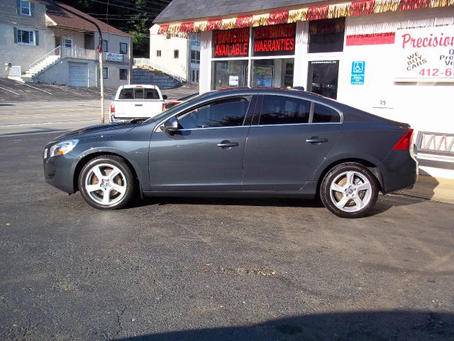 2012 Volvo S60 4X4 ED. Bauer EL