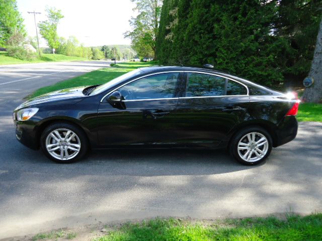 2012 Volvo S60 AWD T6 T6 Turbo AWD