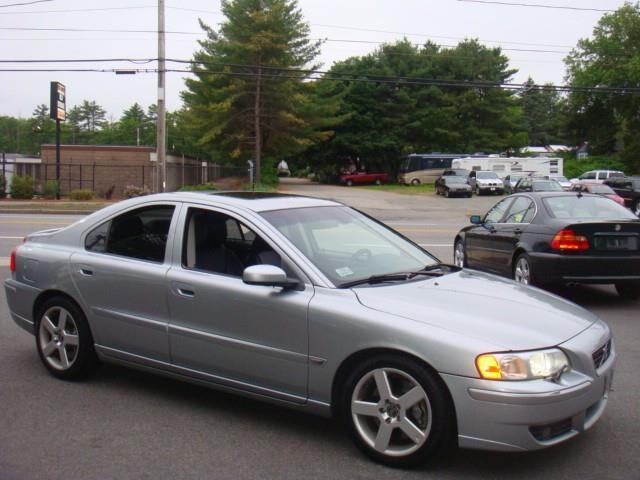 2006 Volvo S60 R Super Dutypowerstroke 4x4