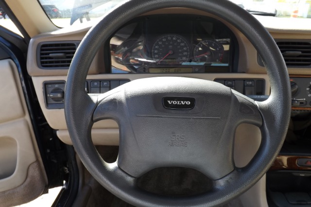 1998 Volvo S70 TRD OFF ROAD XCAB SR5 V8 4X4