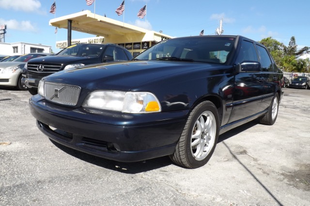 1998 Volvo S70 TRD OFF ROAD XCAB SR5 V8 4X4