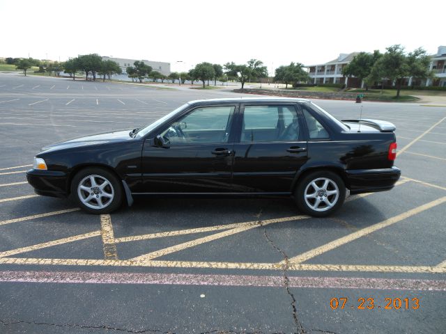 1998 Volvo S70 LS Special Value