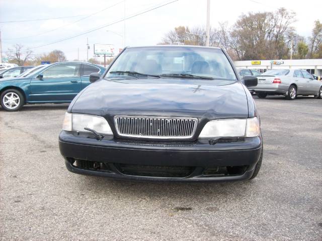 1998 Volvo S70 LS Special Value