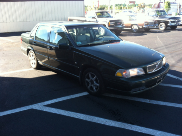 1999 Volvo S70 LS Special Value