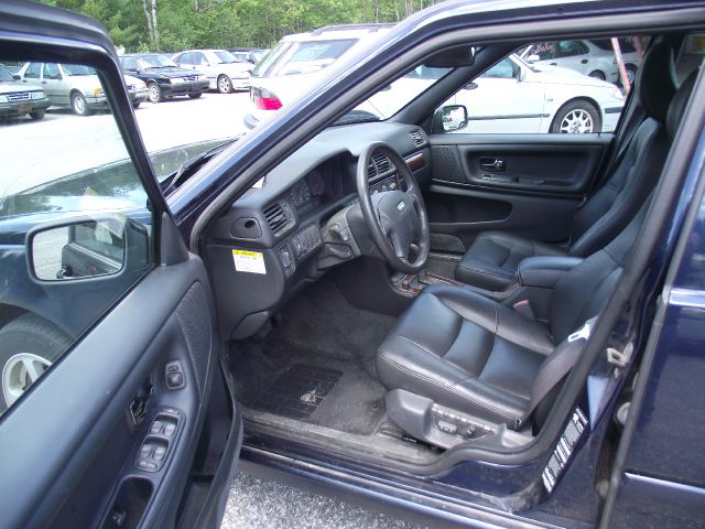 1999 Volvo S70 ST VERY LOW Miles