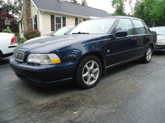 2000 Volvo S70 X