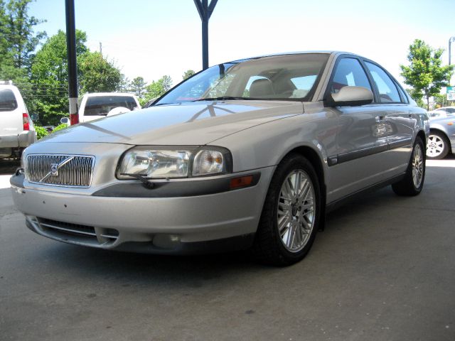 1999 Volvo S80 LE 4x4 SUV